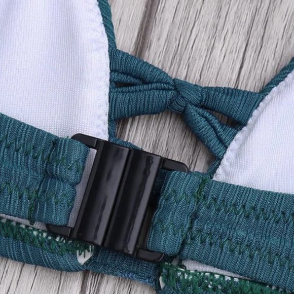 ZAFUL Criss Cross Spaghetti Strap Texture Bikini - Picture 4 of 4